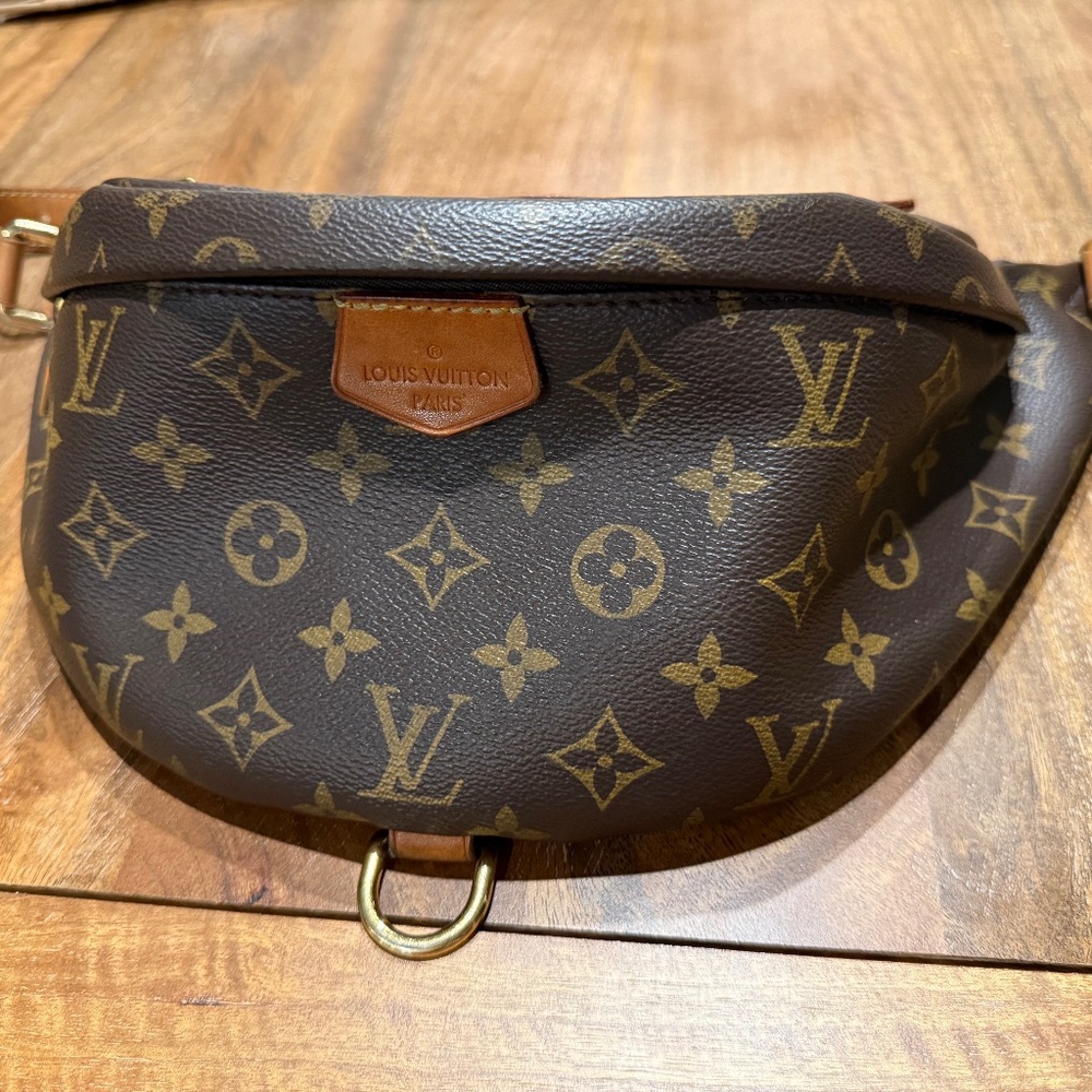 COPY - Louis Vuitton Monogram Bumbag